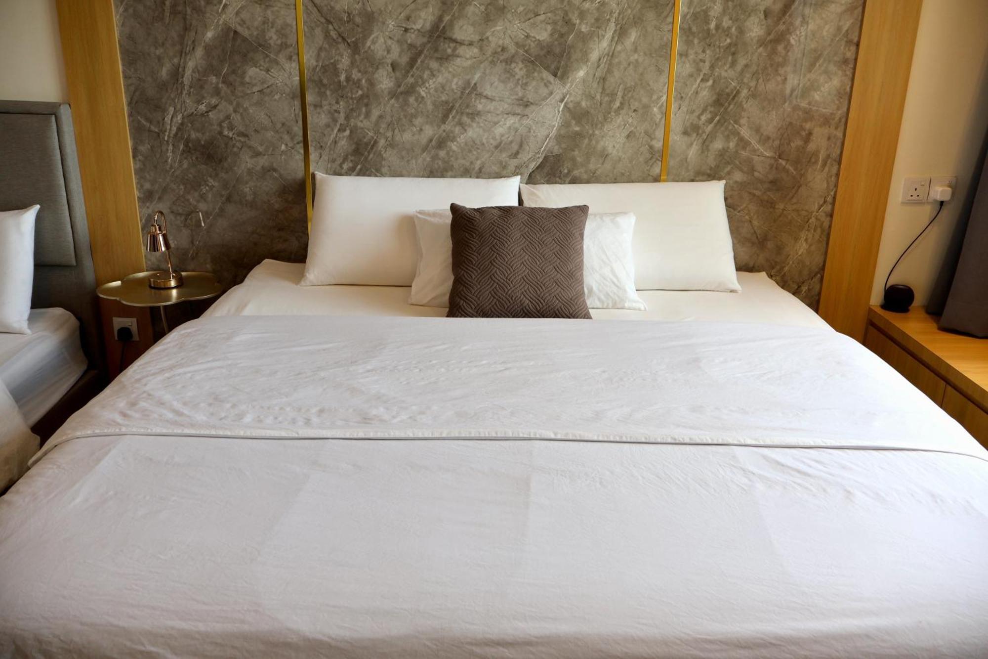Kuching City Centre Smart Home Luxury Resort Condo Екстер'єр фото